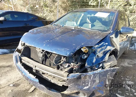 2007 Nissan Sentra 2.0S z USA, uszkodzony, nr VIN 3N1AB61E57L629300